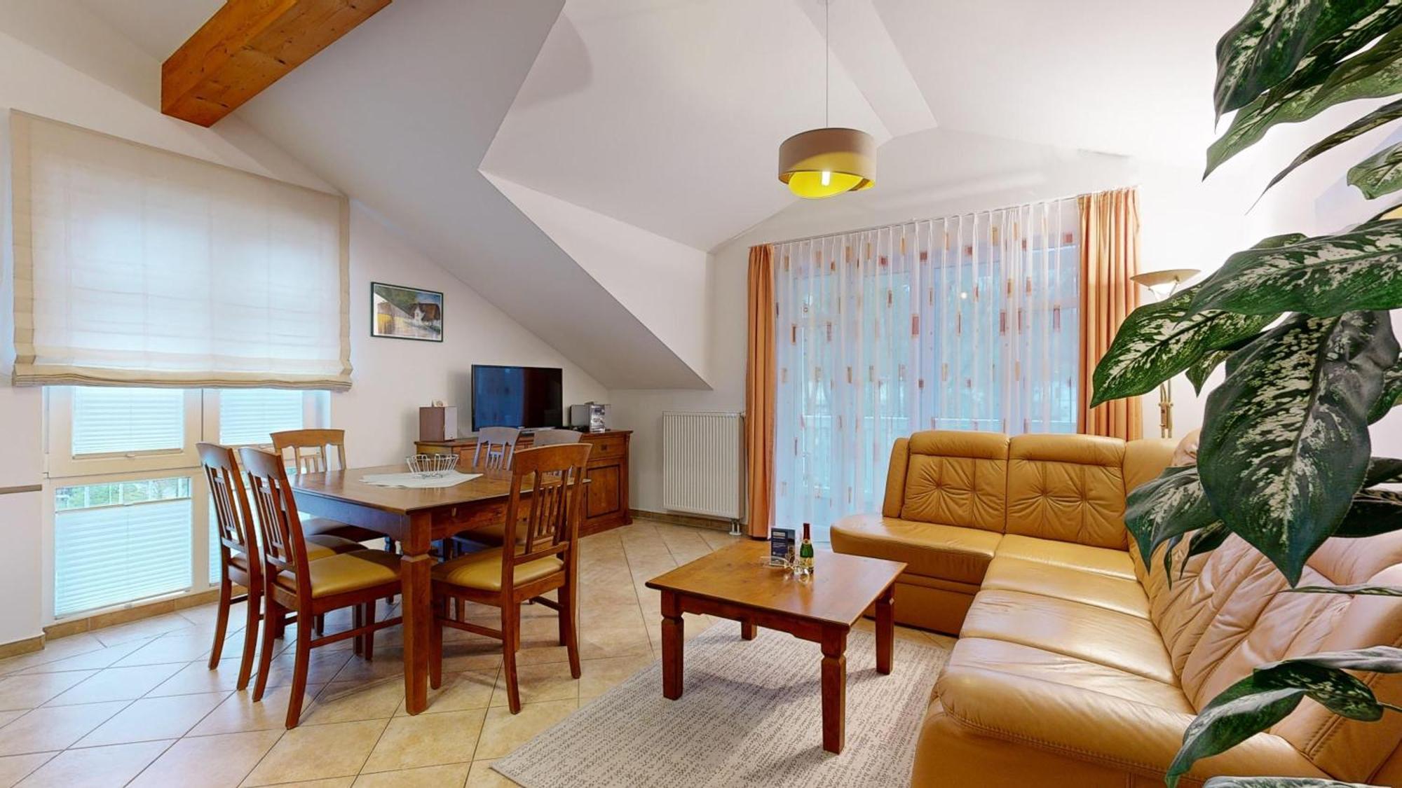 Strandnahe Fewos Mit 2 Schlafzimmern Und Balkon, Residenz Prorer Wiek, Binz Luaran gambar